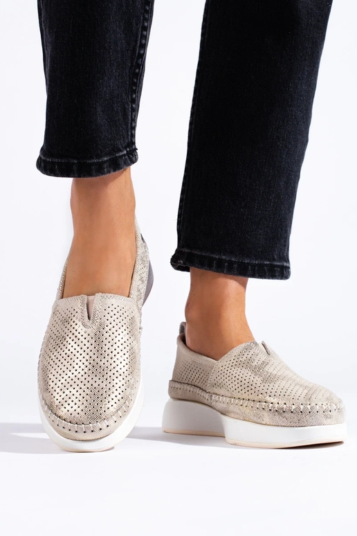 Lederne, durchbrochene Halbschuhe Gold Lederne, durchbrochene Halbschuhe Gold