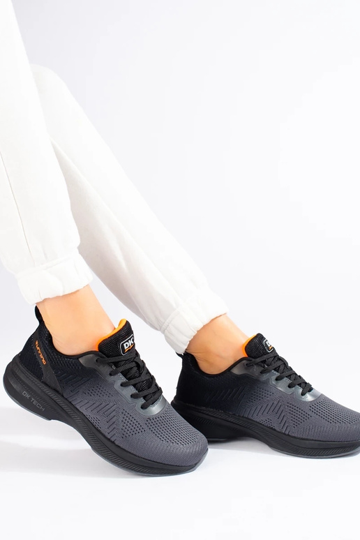 Sportschuhe DK graue Farbe