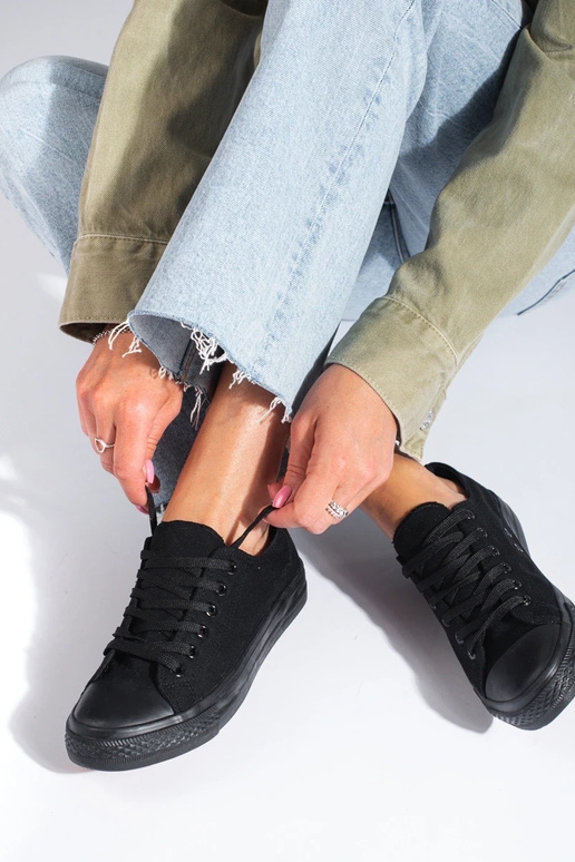 schwarze Schuhe Shelovet