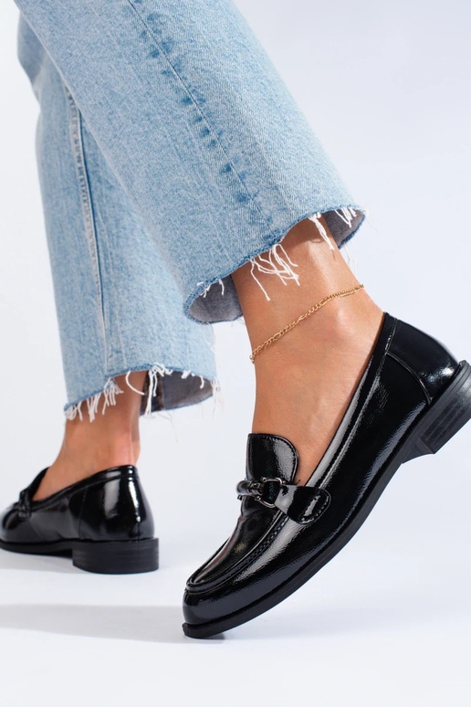 Mokassins mit Lackeffekt in der...