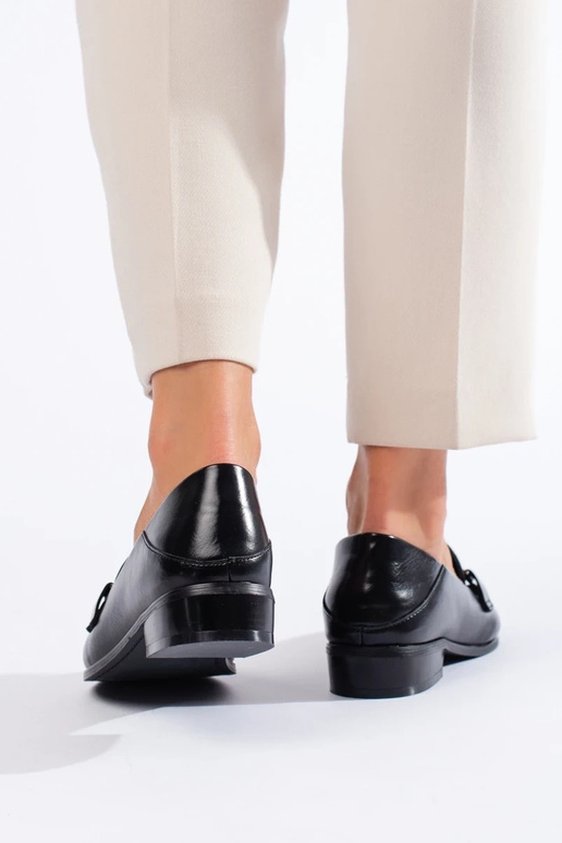 schwarze Lords-Modellschuhe aus... schwarze Lords-Modellschuhe aus...