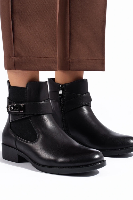 Schwarze Damenschuhe flach