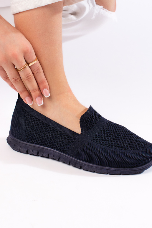 Blaue Slipper des Slip-On-Modells Blaue Slipper des Slip-On-Modells