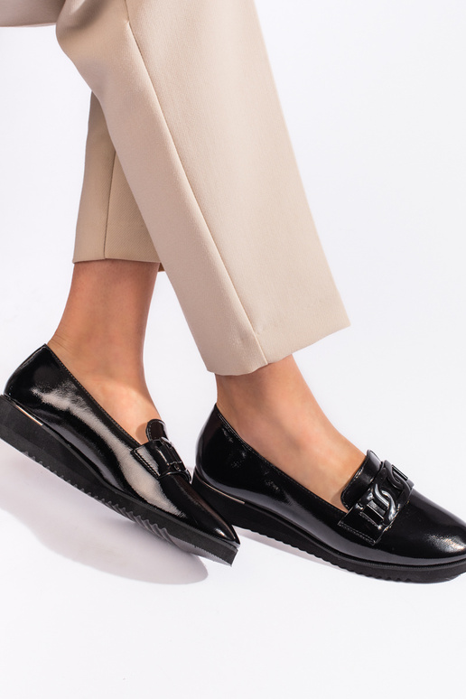Schwarze Damen-Lords-Stil Schuhe mit... Schwarze Damen-Lords-Stil Schuhe mit...
