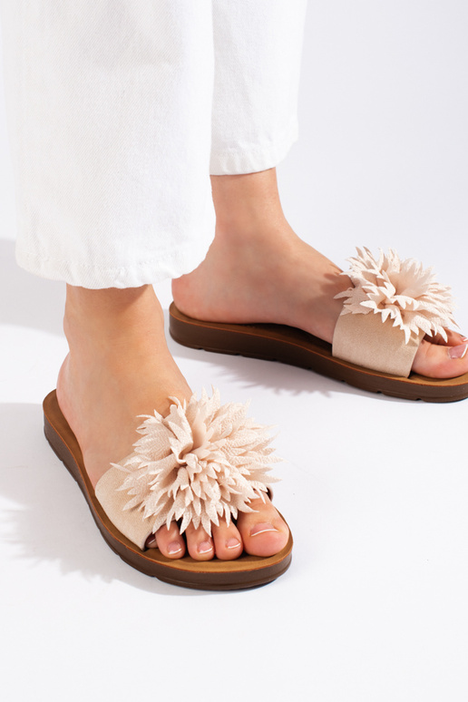 Beigefarbene Damenhausschuhe mit...