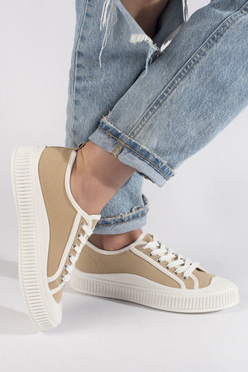 Beige Damenschuhe mit Plateau 2