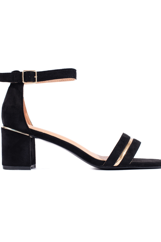 schwarze Wildledersandalen mit Absatz