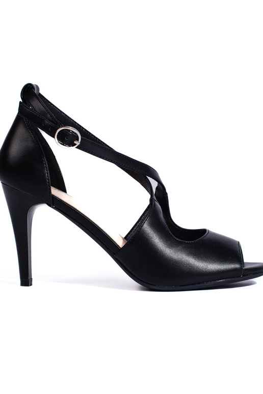 schwarze Sandalen mit dünnem Absatz...