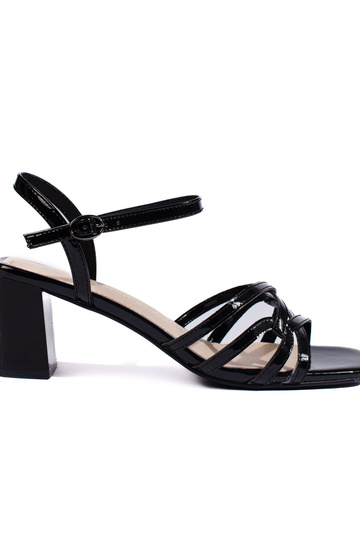 schwarze Sandalen von...