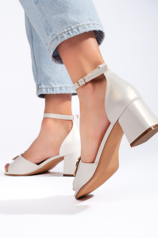 graue Sandalen von Sergio Leone