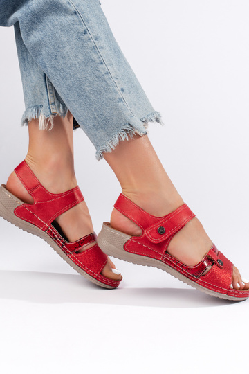 rote Sandalen 2