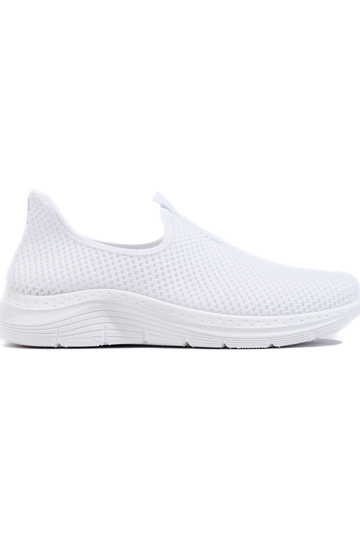 weiße Sportschuhe