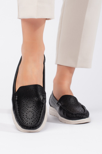 mit durchbrochenen... 2