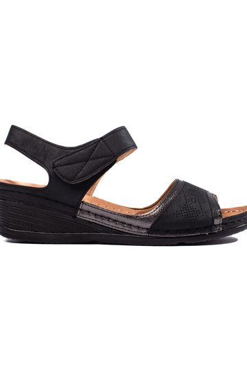 schwarze Sandalen