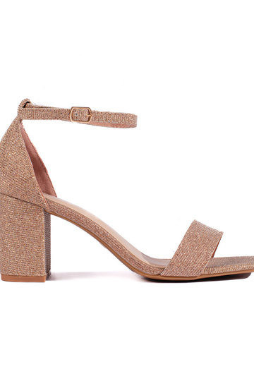 goldene Sandaletten
