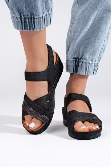schwarze Sandalen 2
