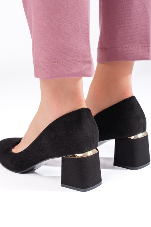 Schwarze Wildleder-High-Heels