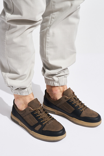 Schwarze und braune... 2