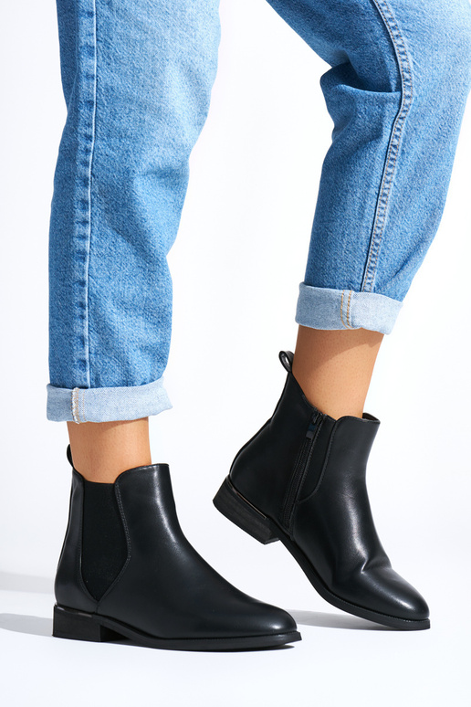 schwarze klassische Damenschuhe