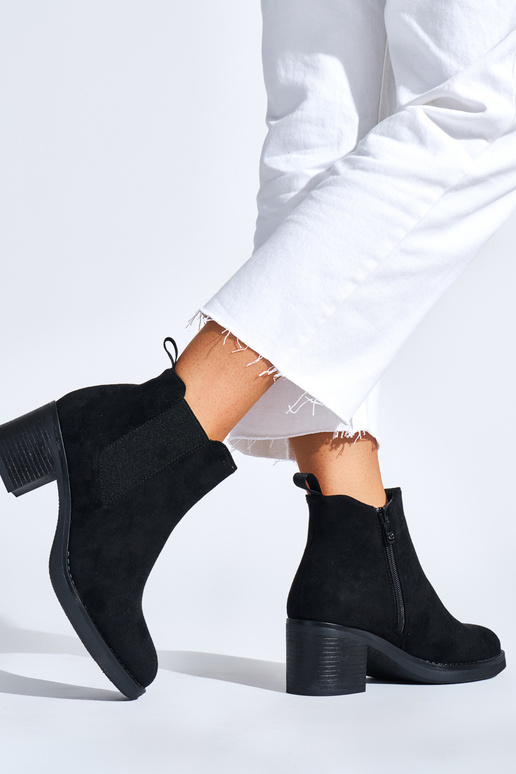 schwarze klassische Damenschuhe mit...