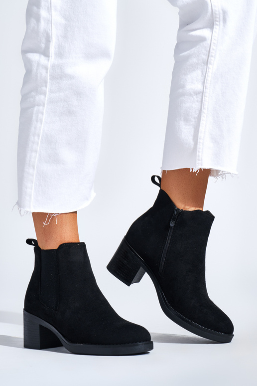 schwarze klassische Damenschuhe mit...