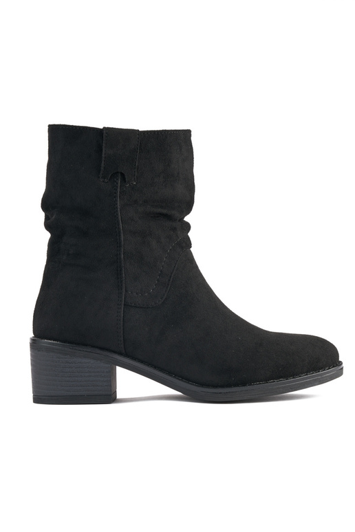 Schwarze Stiefel im Cowboy-Stil