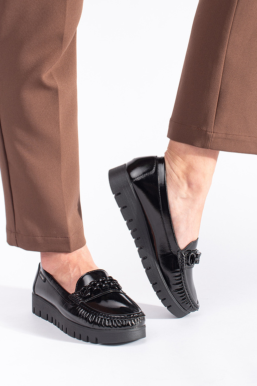 Damenstiefeletten mit Lackeffekt auf... Damenstiefeletten mit Lackeffekt auf...