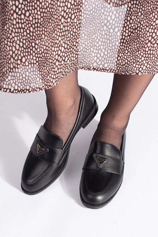 schwarze elegante Damenmokassins schwarze elegante Damenmokassins