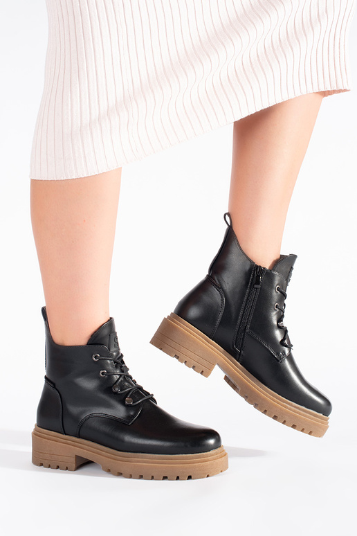 schwarze Schnürschuhe mit beigen...