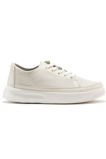 Durchbrochene Lederschuhe...