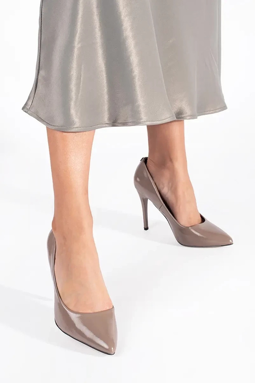 Beige lackiert High Heels Beige lackiert High Heels