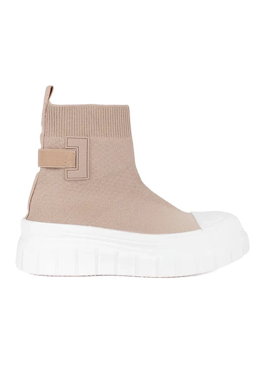 Beige groß Schuhe mit einer Plattform