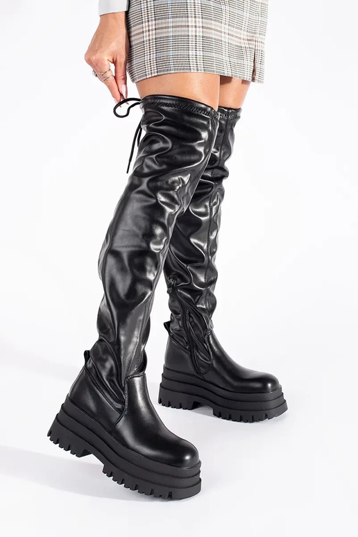 schZuarze Farbe Musketiere mit einer...