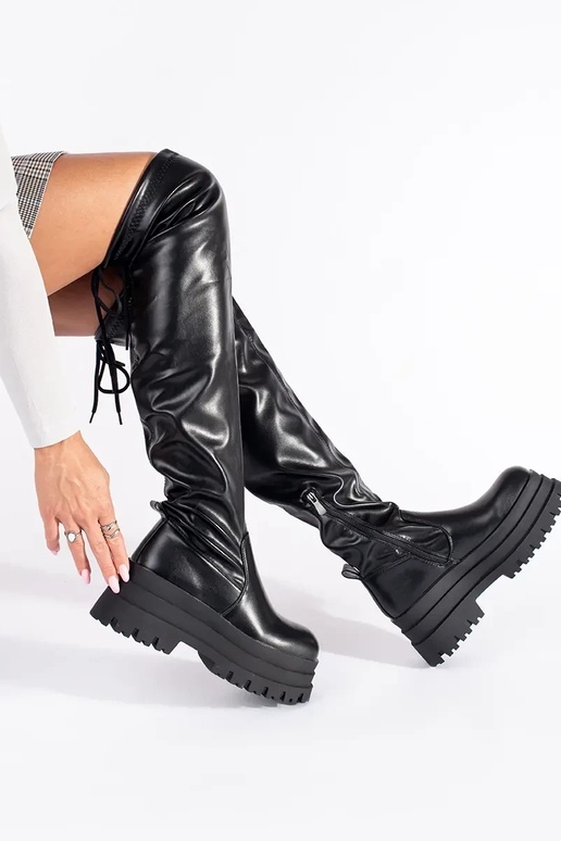 schZuarze Farbe Musketiere mit einer...