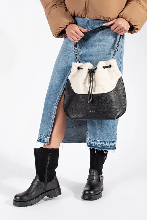 Schwarze elegante Handtasche mit Fell Schwarze elegante Handtasche mit Fell