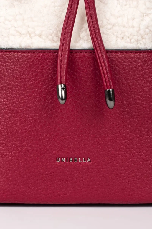 Rote elegante Handtasche mit Pelz Rote elegante Handtasche mit Pelz
