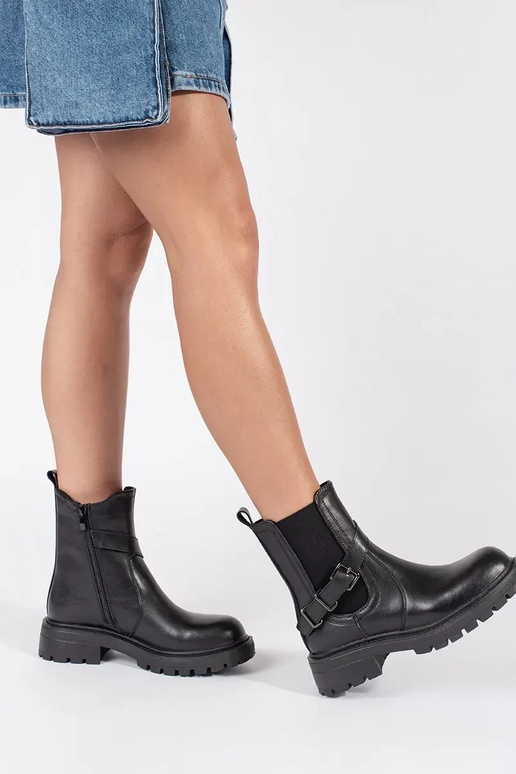 Schwarzes Leder Damen Plateauschuhe...