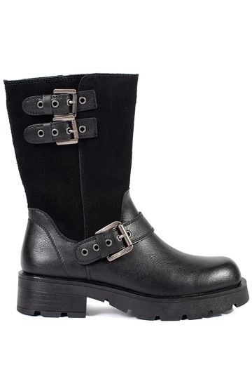 Schwarze Leder-Damenschuhe...