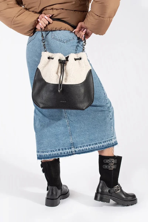 Schwarze Leder-Damenschuhe mit...