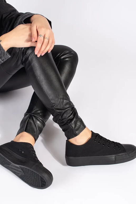 schZuarze Farbe ein Klassiker Frauen...