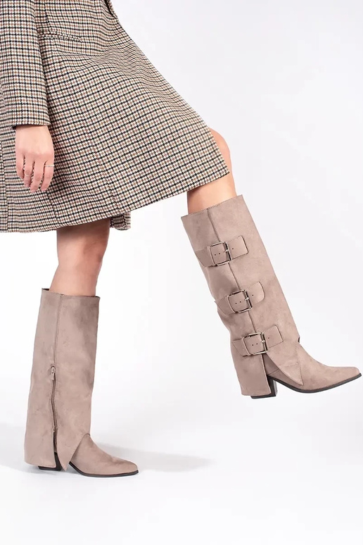 Beige aus INildleder Stiefel an der...