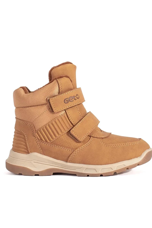 sich Zuarm laufen jungenhaft...