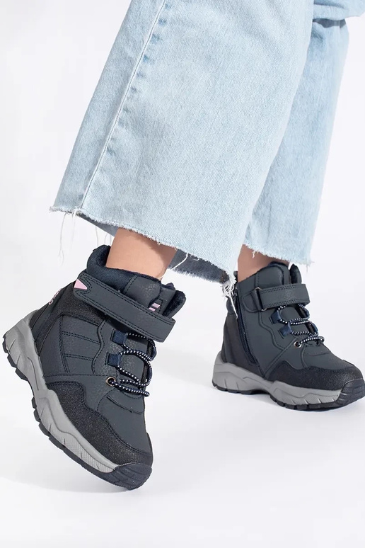 Dunkelblau isolieren trzeZuiki...