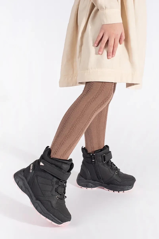 schZuarze Farbe isolieren trzeZuiki...