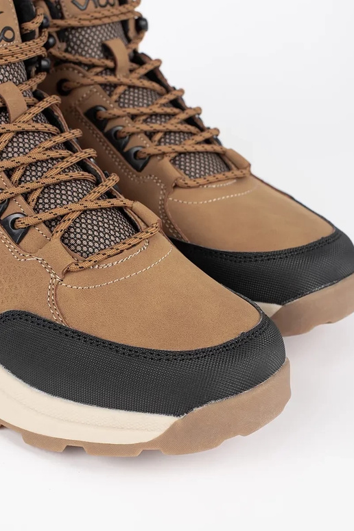 braune Farbe INanderungen Schuhe...