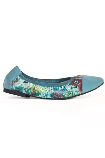 Ballerinas in Lackoptik mit...