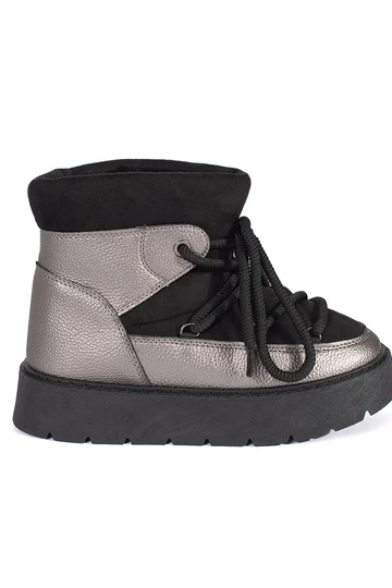 SchZuarz und-Silber...