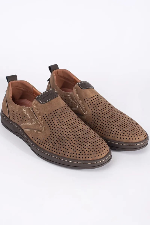 Braune durchbrochene Herrenmokassins Braune durchbrochene Herrenmokassins