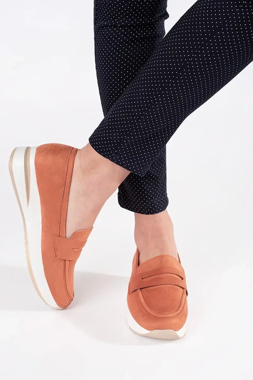 Rote High Heels aus Wildleder