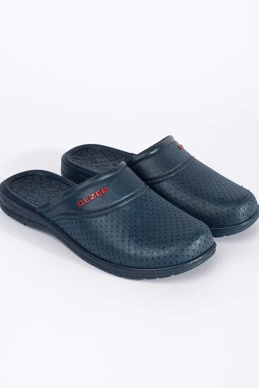 Blaue Slipper mit geschlossenen Zehen